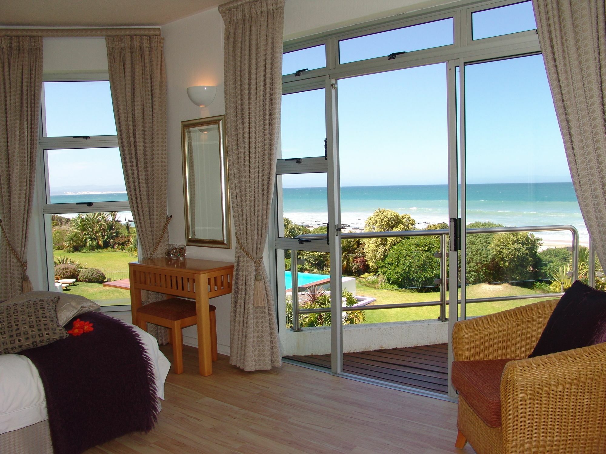 Diaz 15 House On The Bay Hotel Jeffreys Bay Ngoại thất bức ảnh